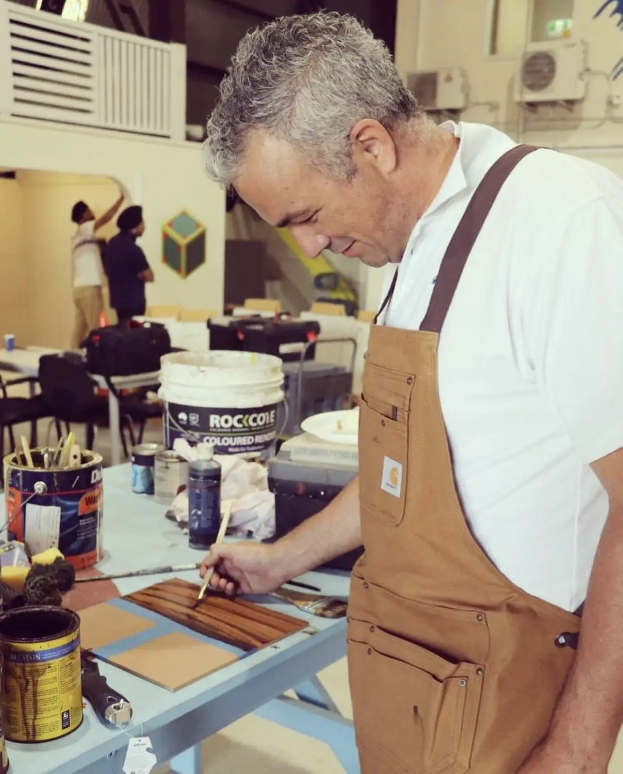 What You Need to Know When Hiring a Painter and Decorator