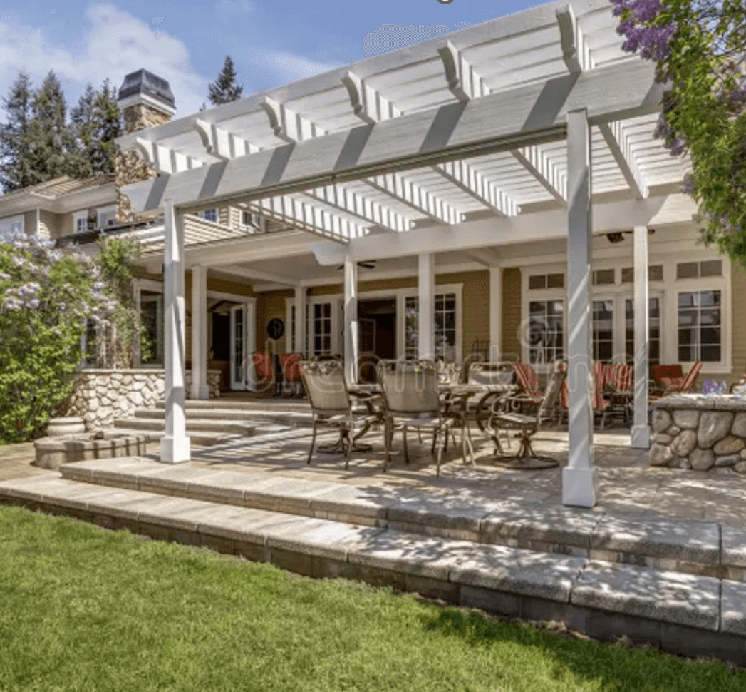 How to Paint External Timber Fascia Boards and Pergolas